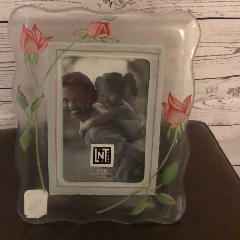 Linens n Things picture frame